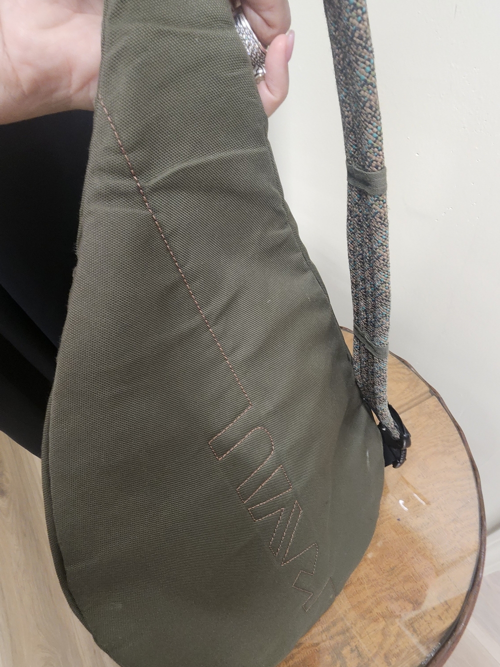 KAVU Olive Sling Bag Durable Everyday Carry - Picture 3 of 5